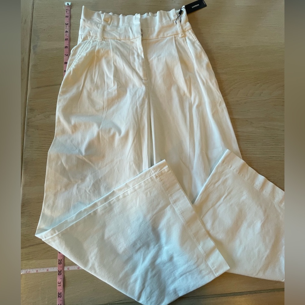 NWT Express Wideleg Paperbag Trousers in White
